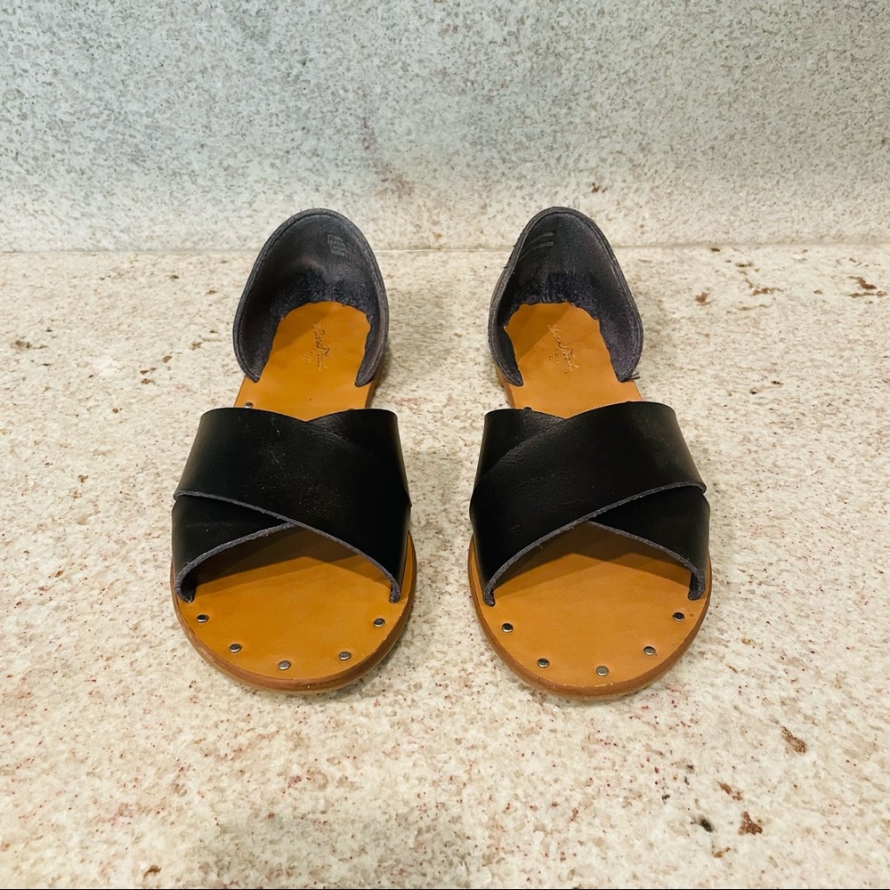 Sandals - Picture 3 of 4